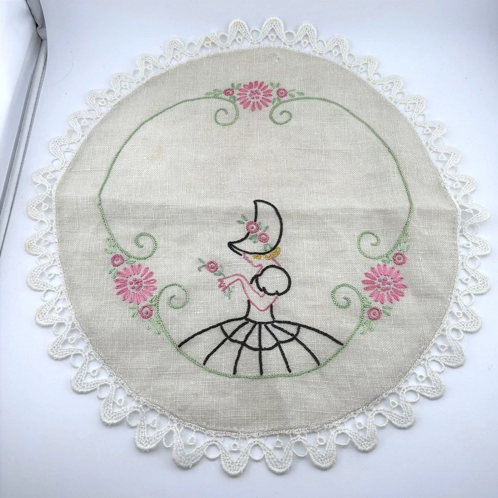Vintage Hand Embroidered Linen Doily Set Crinoline Lady Southern Belle 3pc